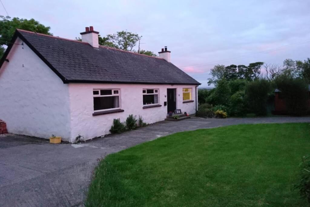 Peggys Escape Villa Ballycastle Exterior photo